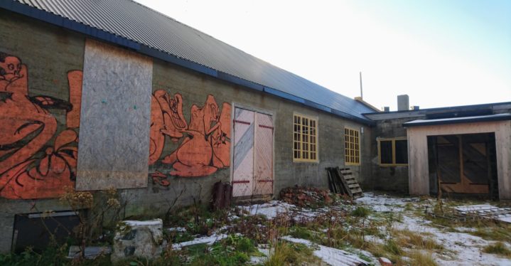 Nye, handlaga vindauge på Slippen