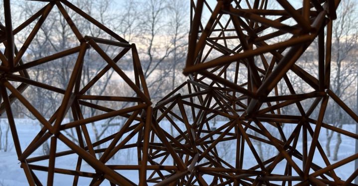 Vandreutstillingen &laquo;Tuulessa – I vinden&raquo; er i Kirkenes!